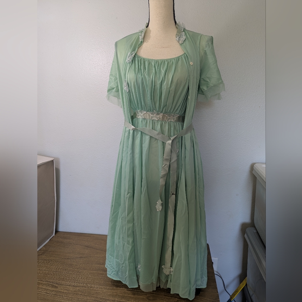 Vintage Rogers Run Proof Elegant Mint Green Nightgown Set